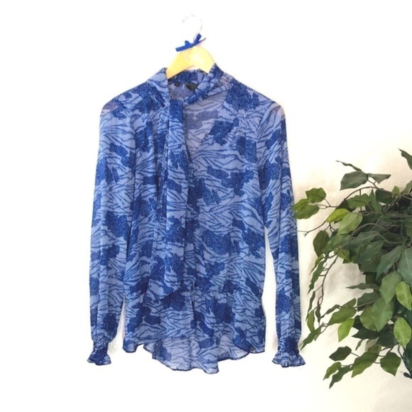 Guess Floral Top With Neck Tie - Picture 1 of 8